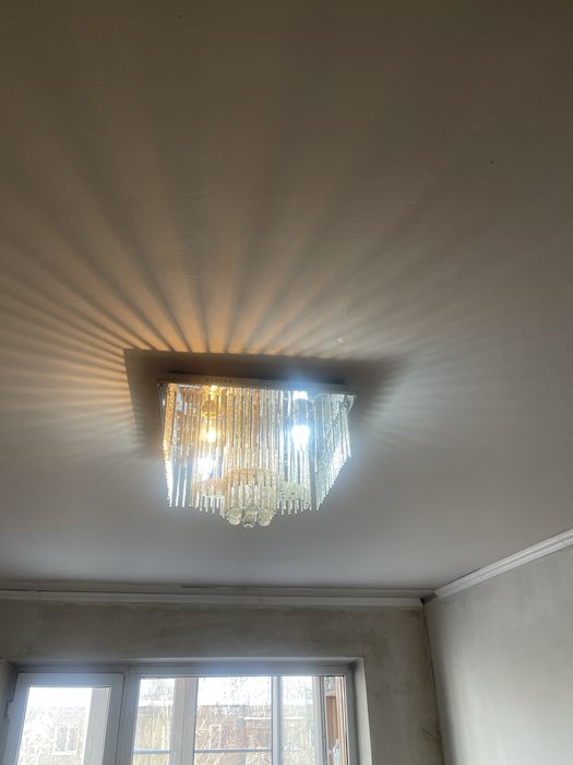 Продам люстру для зала,гостинной