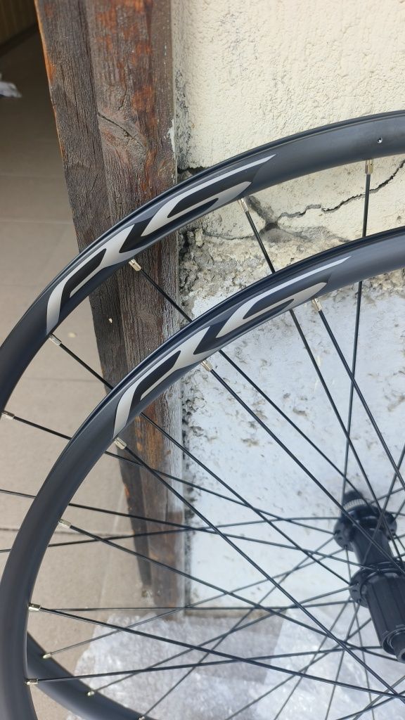 Капли Шимано WH-RS171  Disc (нови)