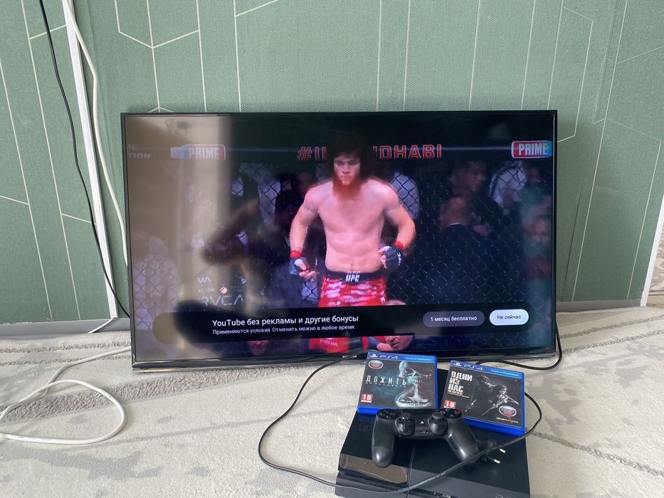 Продам телевизор Smart TV смарт тифи и вместе PlayStation 4