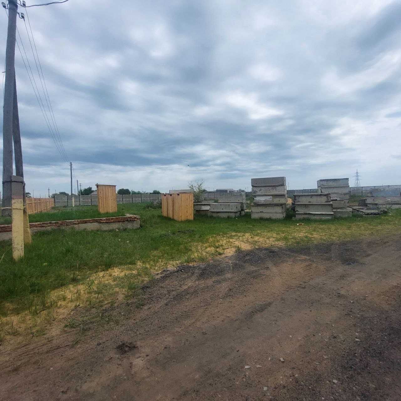 Продам торговый дом Аман Сити