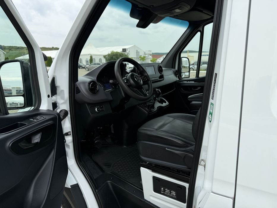 Mercedes sprinter doka lada 2,80m clima