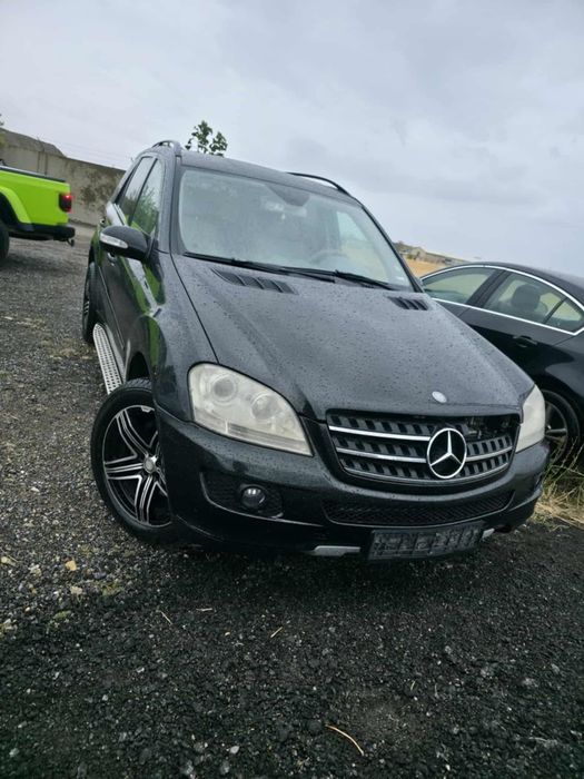 Mercedea-Benz ML 320