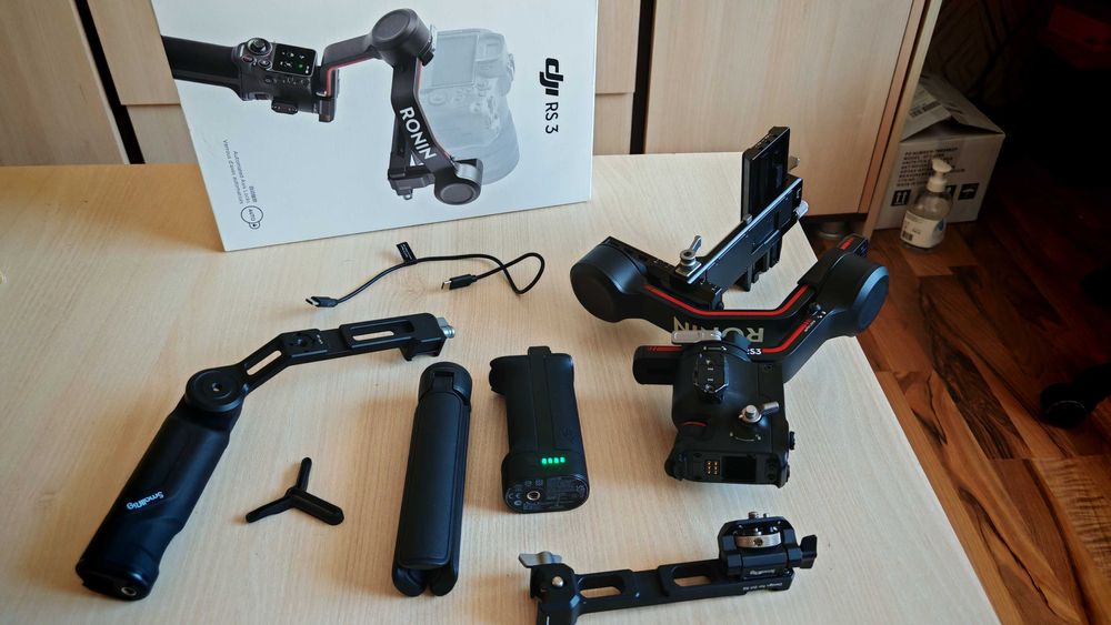 Stabilizator Gimbal RONIN DJI RS 3 +accesorii DJI ...SmallRig