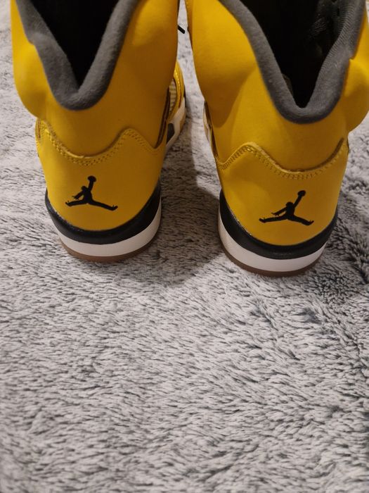 Jordan 5 Retro Tokyo