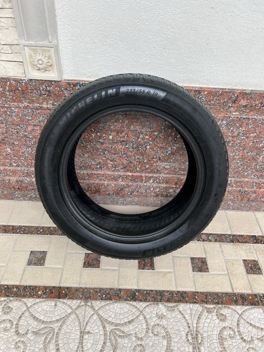 Donali michelin balon sotiladi 235/55/19