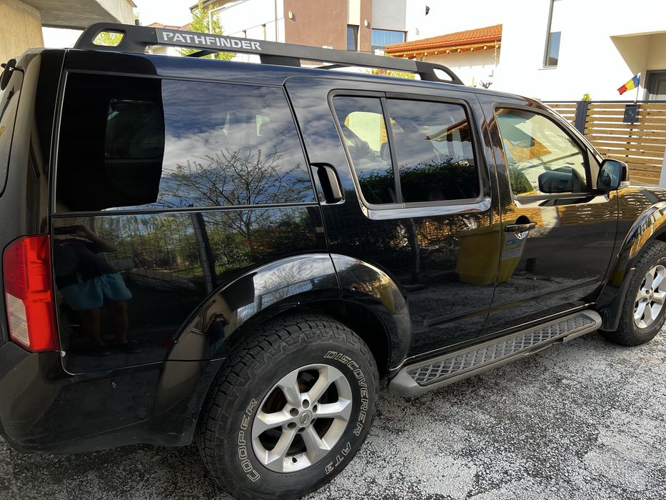 Nissan Pathfinder 2.5 an 2012 ,190cp