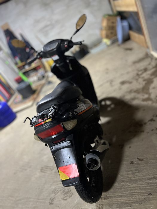 Vand/Schimb scuter 49cc CU ACTE!!