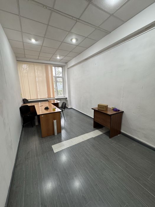 Аренда офиса Абая 76, 18 квадрат