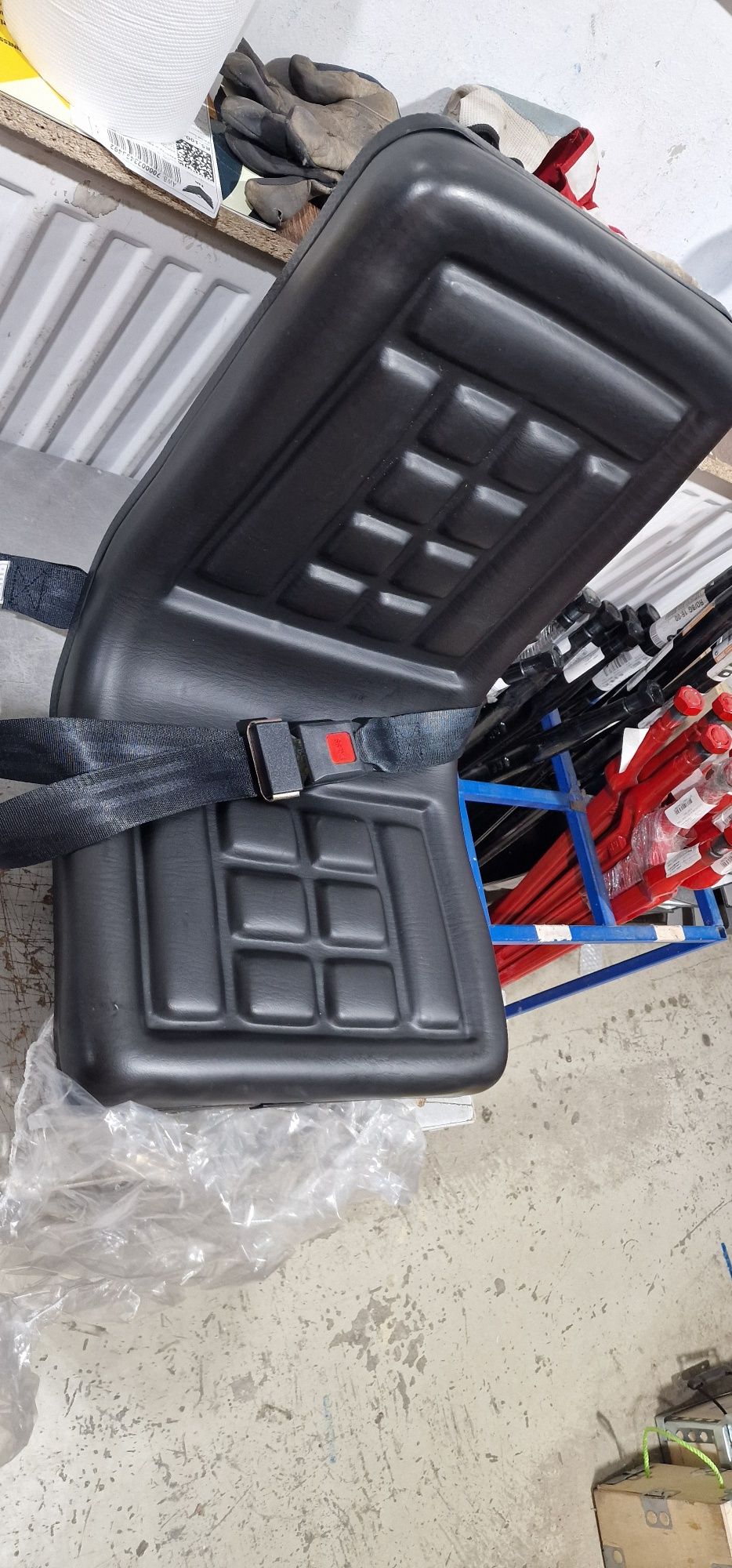 Scaun tractor japonez iseki, kubota, Mitsubishi, yanmar. Se poate mont