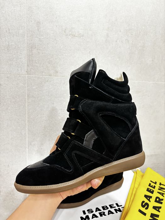 Isabel Marant Se vand urgent ,Astazi daca se poate