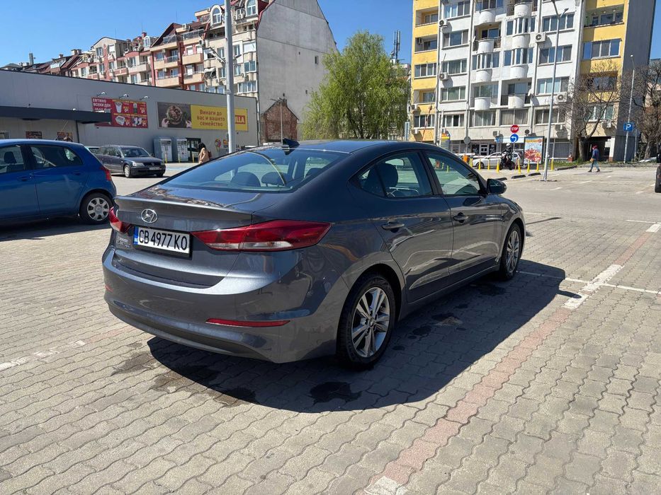 Hyundai Elantra 2.0 бензин автоматик