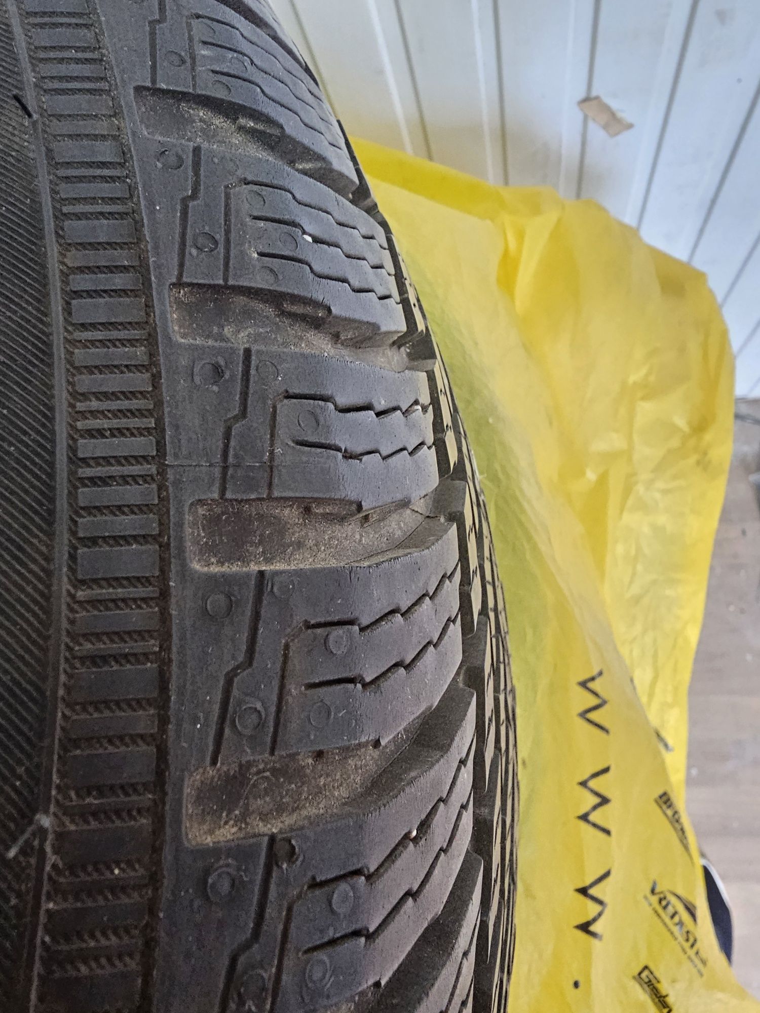 Зимна гума 225.55.17
