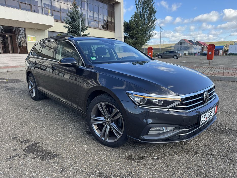 VW Passat/Matrix/Virtual/200 cai/4Motion/HUD/Camera/Led