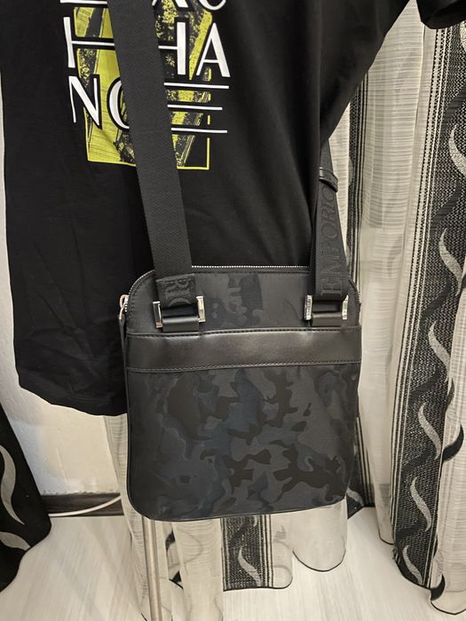Emporio Armani мъжка чанта