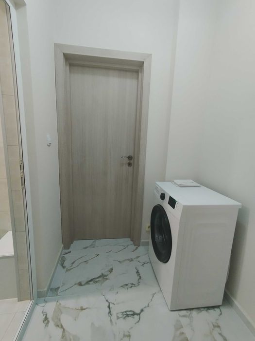 Дава под наем тристаен