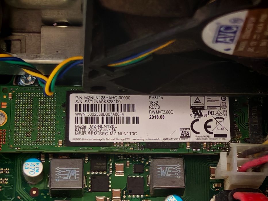 Мощна Fujitsu P757| I5 7400|NVIDIA P600 4 | 16 RAM | 120gb m.2+ 500 gb