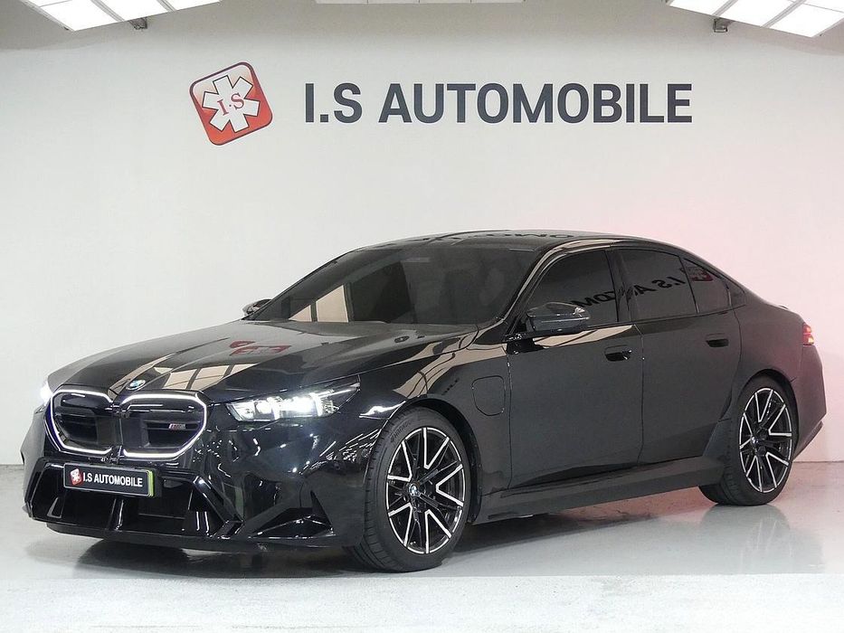 BMW M5 Sedan «EnCars Uzbekistan»