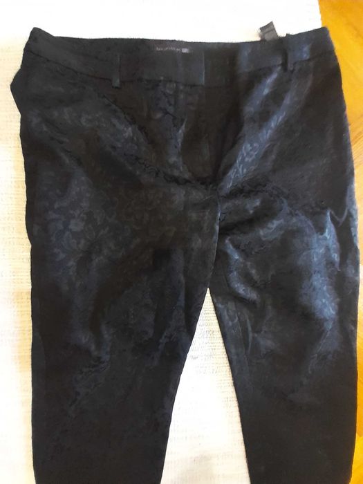 Pantaloni  mărime 44