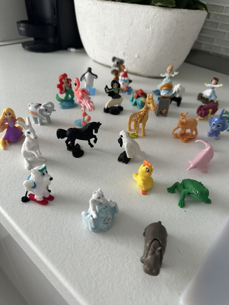 Figurine diverse