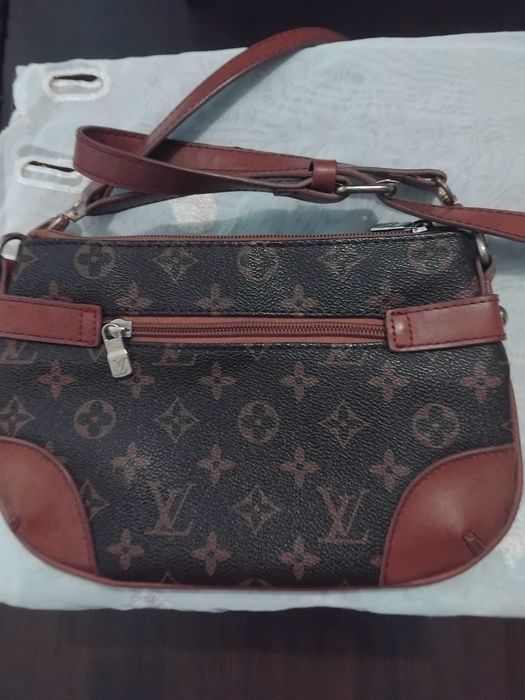Geanta Louis Vuitton