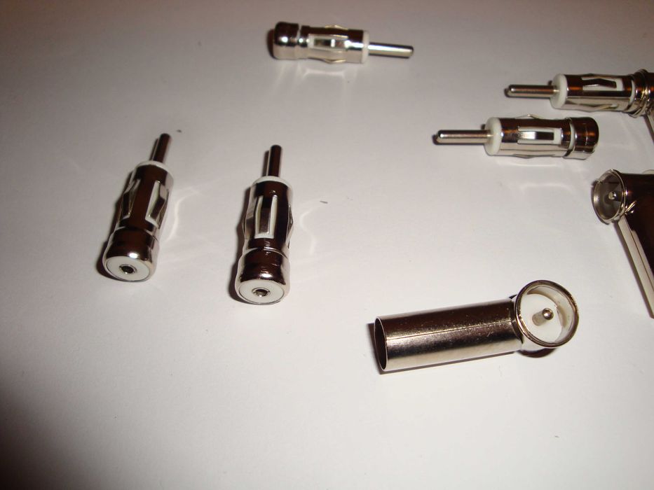 amplificator radio adaptor varf antena radio mp3 player cd auto