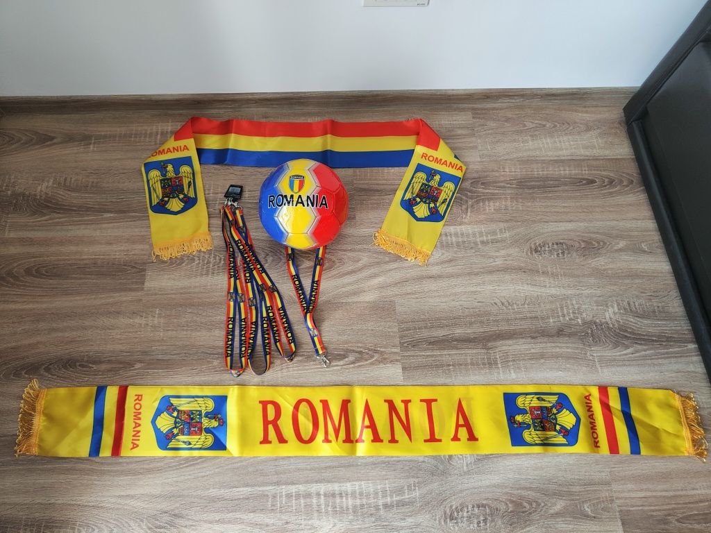 Eșarfă România , Șapcă Romania , Șnur Cheie Romania Preț pe bucata