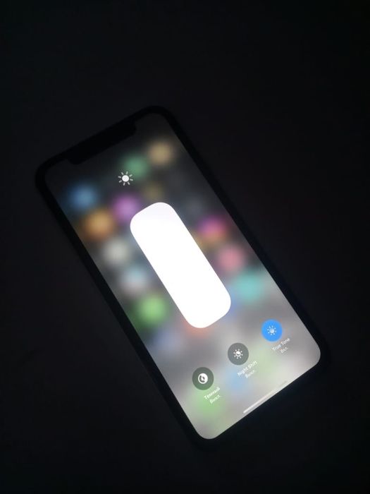 Айфон хр срочна без каробка