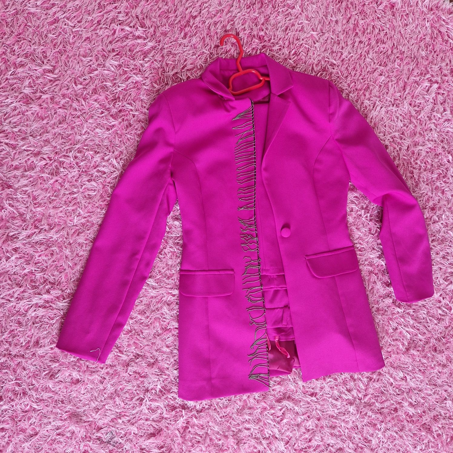 Costum fuchsia, nou, marime Xs-S