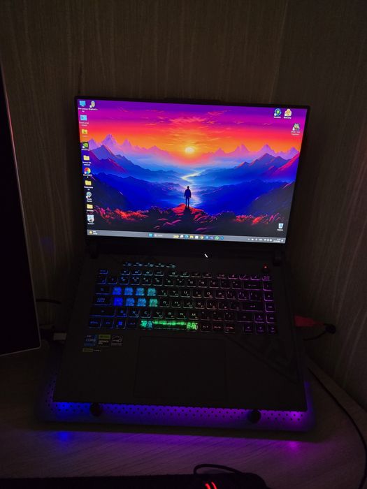 Ноутбук ASUS ROG Strix G16