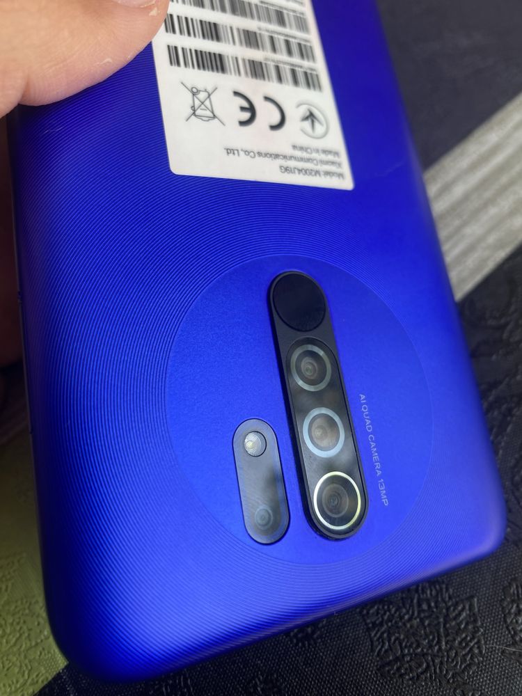 Redmi 9(в идеальном состоянии)