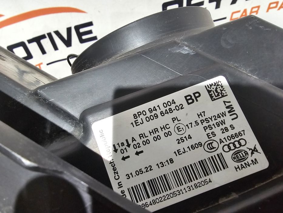 Far dreapta Audi A3 8P Facelift dupa 2008 cod 8P0941004