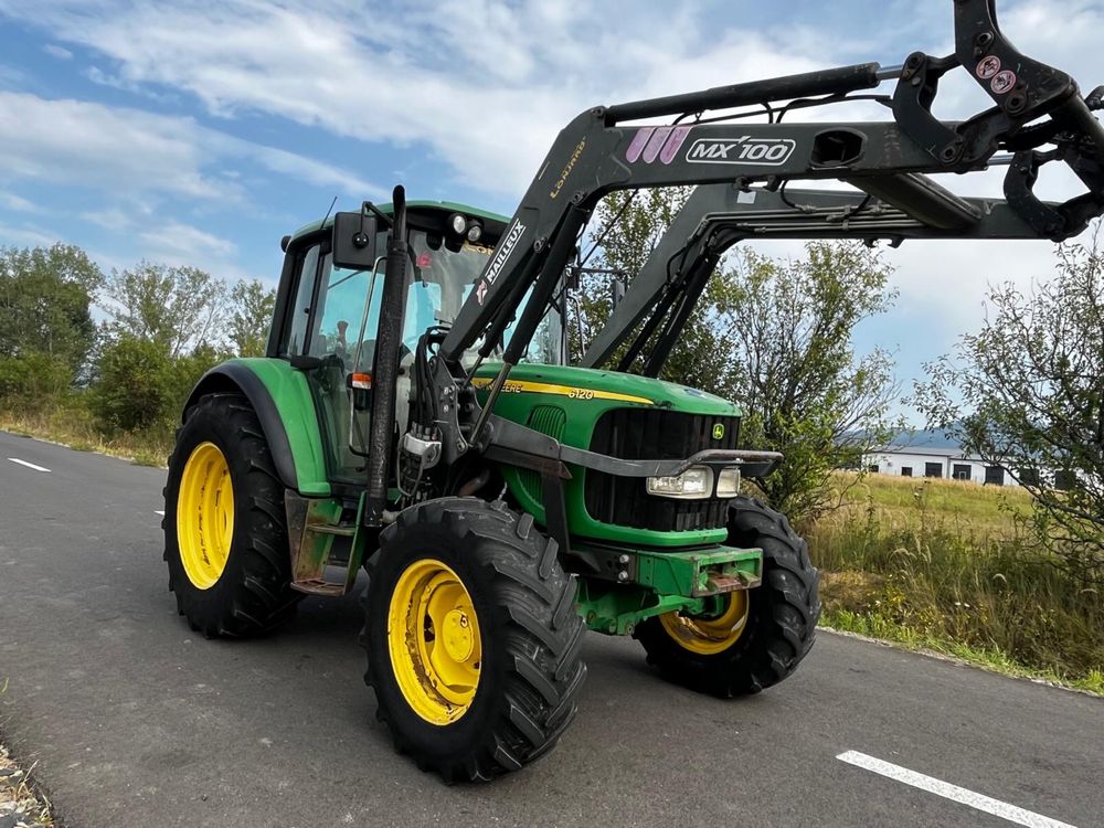 Tractor John Deere 6120 cu incarcator frontal