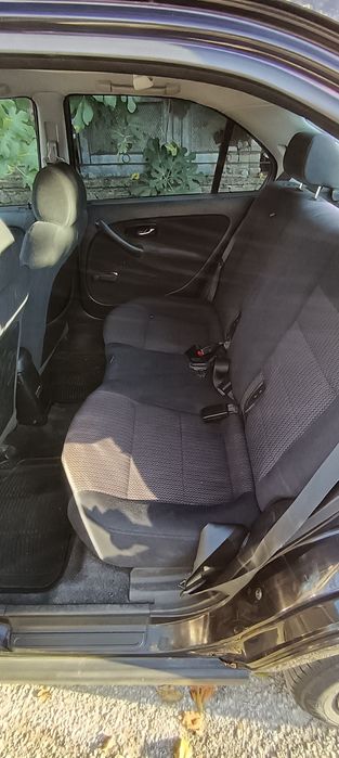 Продава се Хонда Сивик 1.4 90 к.с