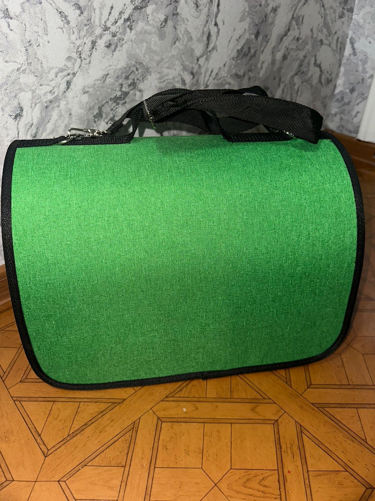 Продам переноску для кошки