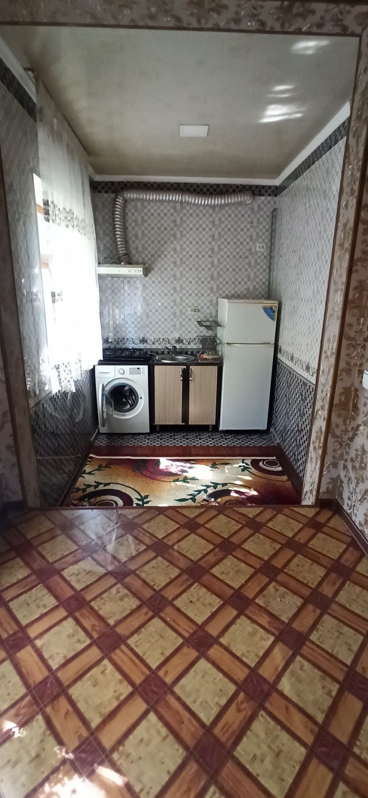Сдается 2-х комнатная квартира. Ориентир гостиница Локомотив. Саракуль