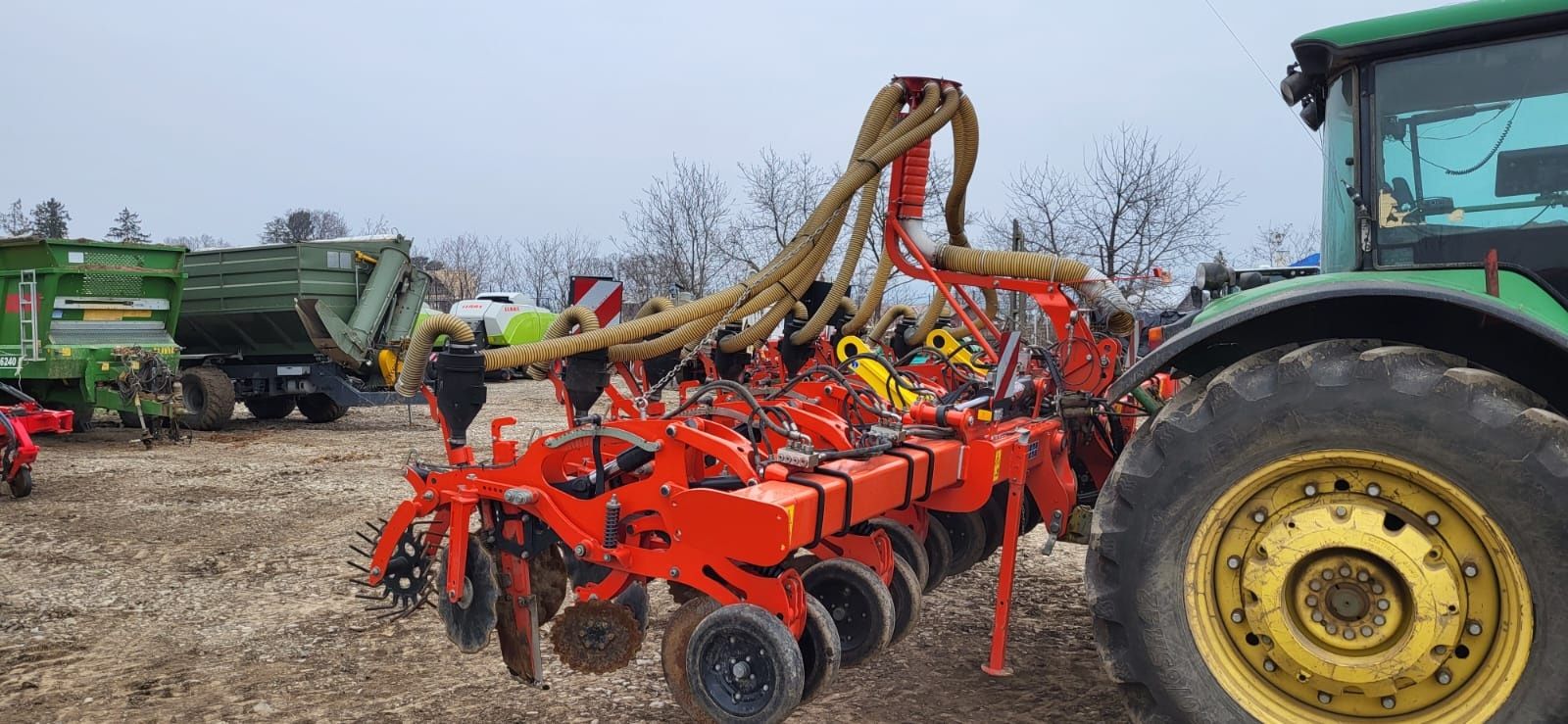 KUHN STRIGER Strip till benzi porumb floare soia