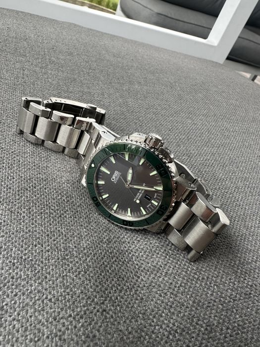 Oris aquis date automatic