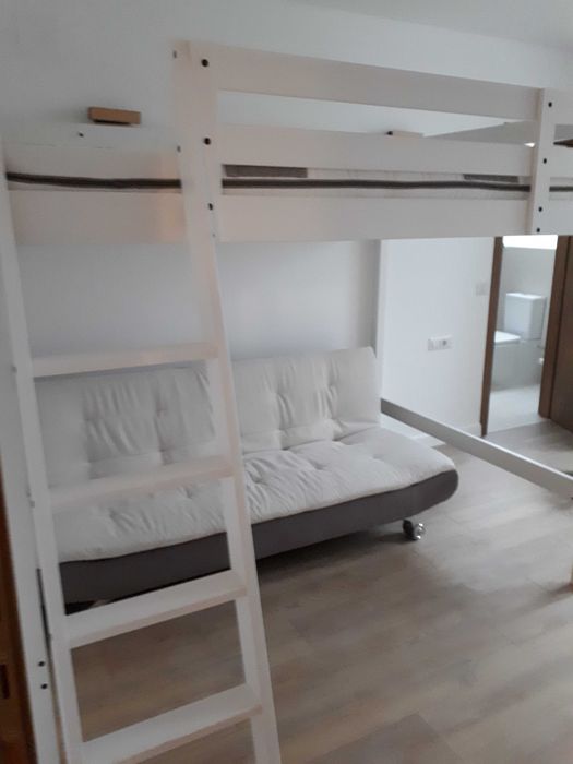 Vand par suspendat, saltea inclusa in pret