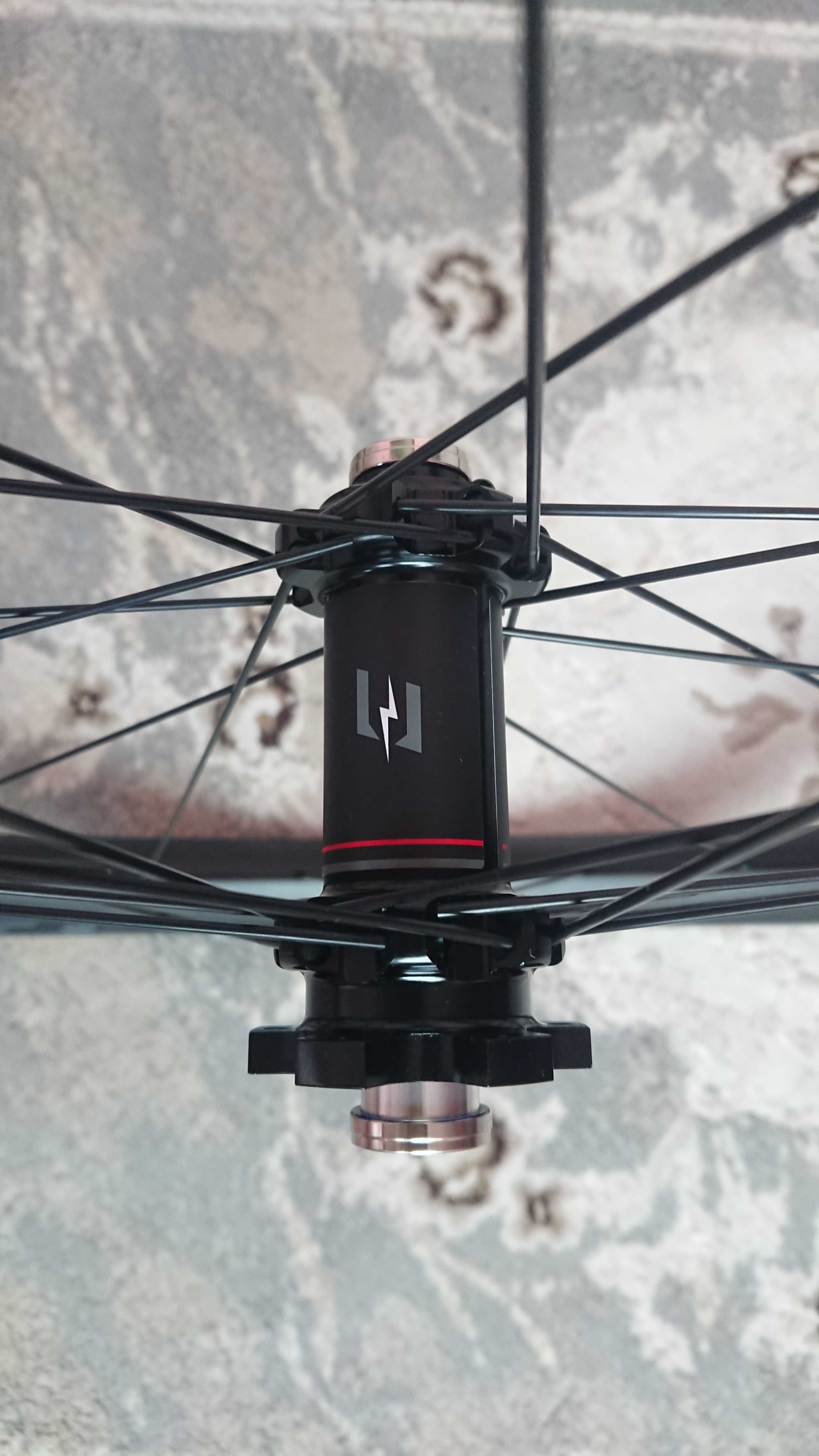 Fulcrum set boost 27.5 , boost. Nou. 35.