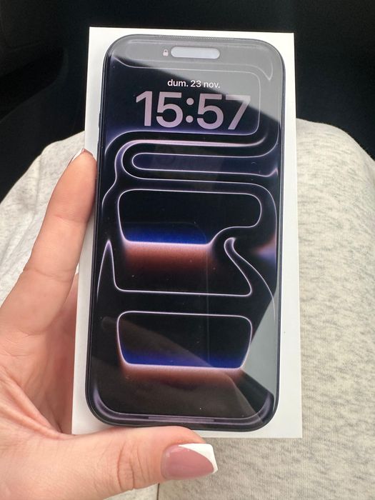 iPhone 17 PRO Deep Blue