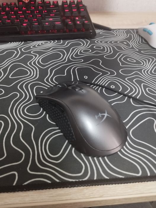 Продаю игровую мышку HyperX Pulsefire FPS PRO