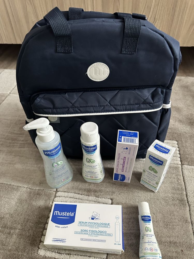 Ghiozdan cu produse Mustela
