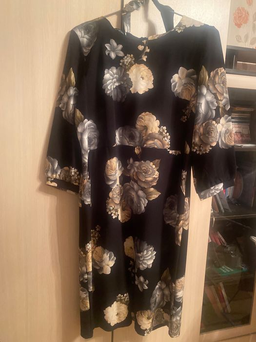 Платье новое р-р 48