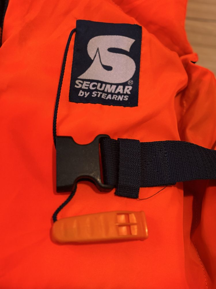 Vesta de salvare Secumar Bravo