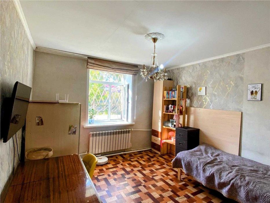 2-х комн квартира старого типа на 45-м квартале.