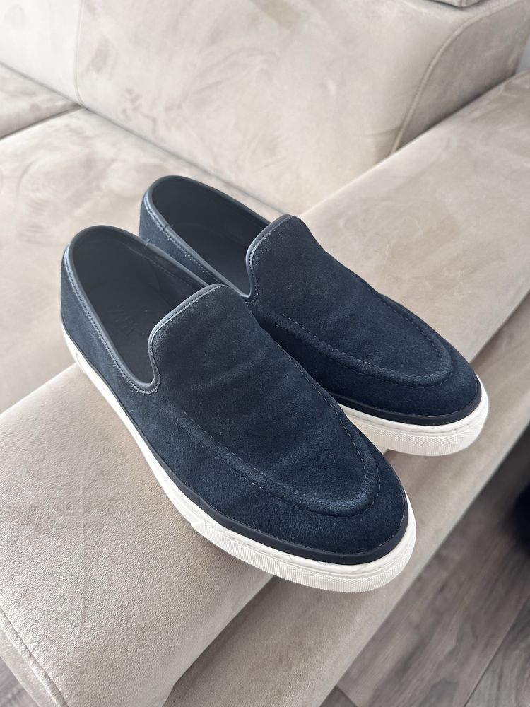 Mocasini Zara foarte frumoși și foarte comozi in stare ferfectă!Nr.42