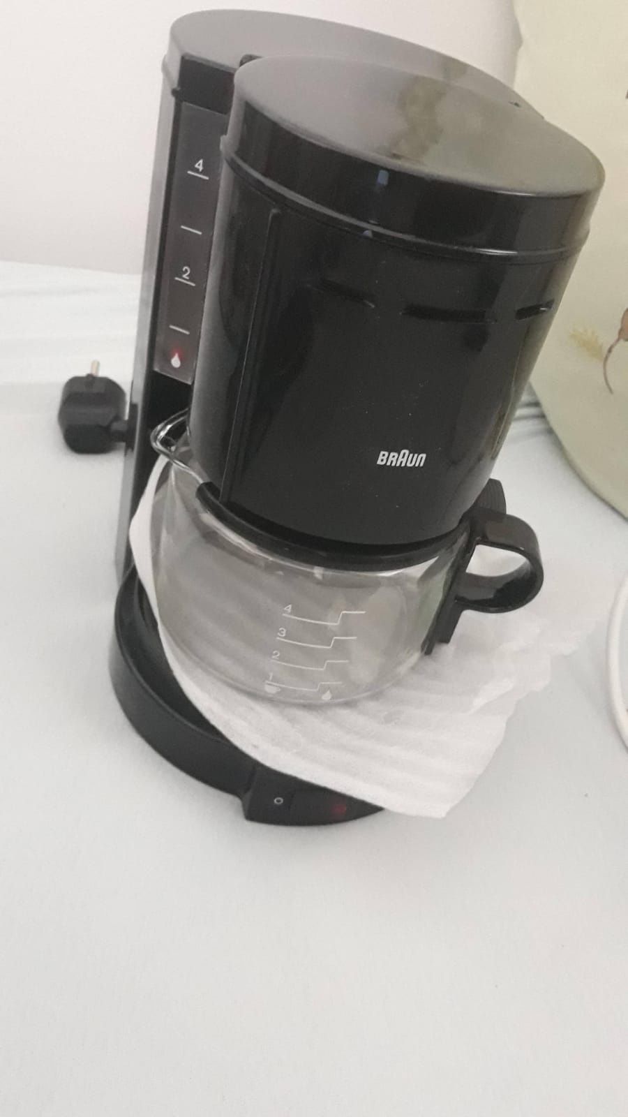 Aparate electrocasnice mici,Filtru cafea,Prăjitor pâine ,aparat gătit