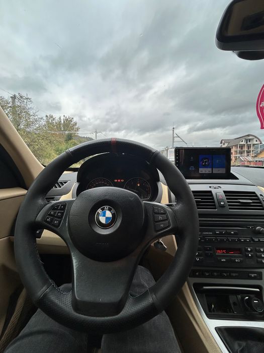 Vând BMW x3 ………..