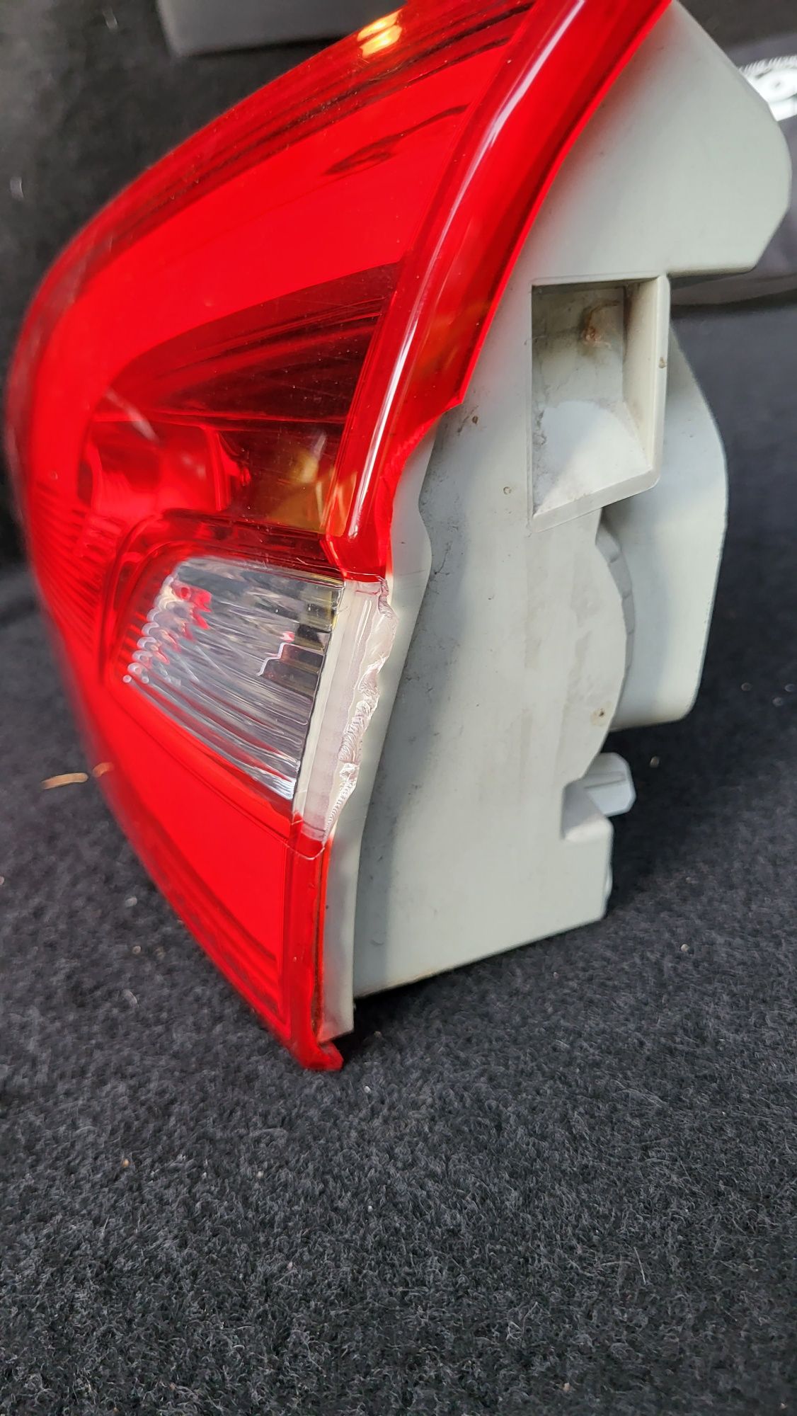 Заден десен вътрешен стоп за Peugeot 308 T9 комби