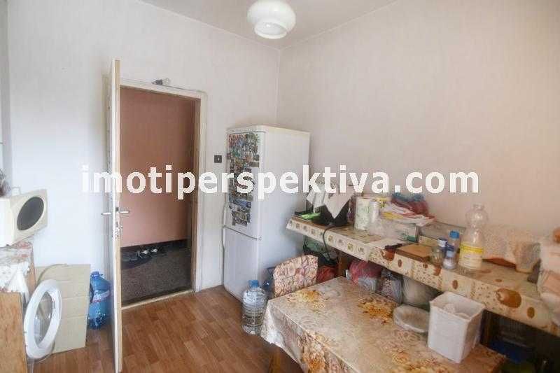 Продава се Тристаен апартамент в Пловдив, Христо Смирненски - 86 кв.м за 1047 €/кв.м - Снимка #6